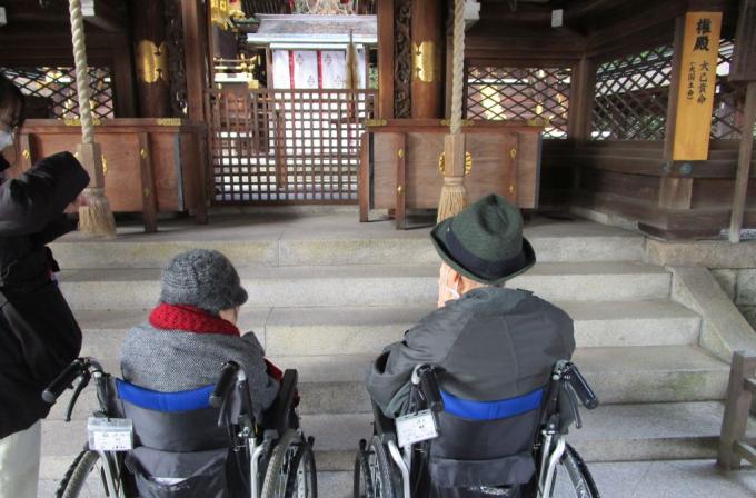 今年のスタートは初詣♪