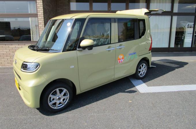 新しく「車いす仕様軽自動車」を納車しました♪