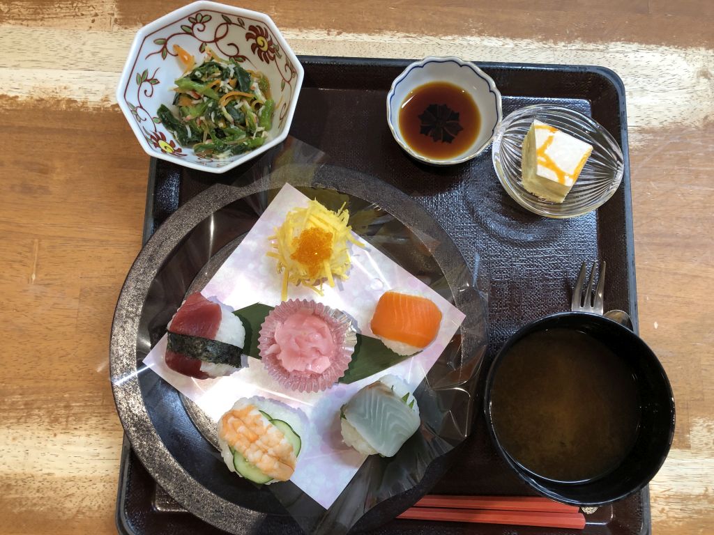 お誕生日食♪