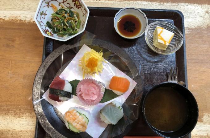 お誕生日食♪