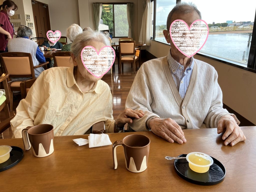 毎月恒例の喫茶会!