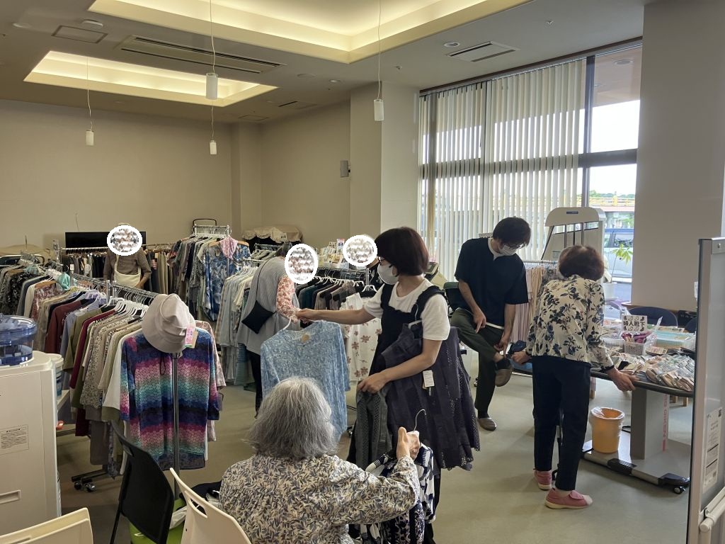 洋服の移動販売
